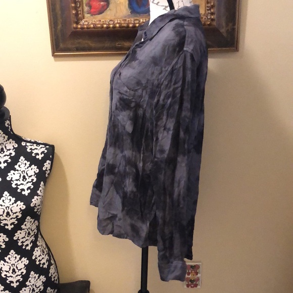 Rail Ultra Soft tie dye & chevron print button down bohemian long sleeve shirt - Picture 6 of 13